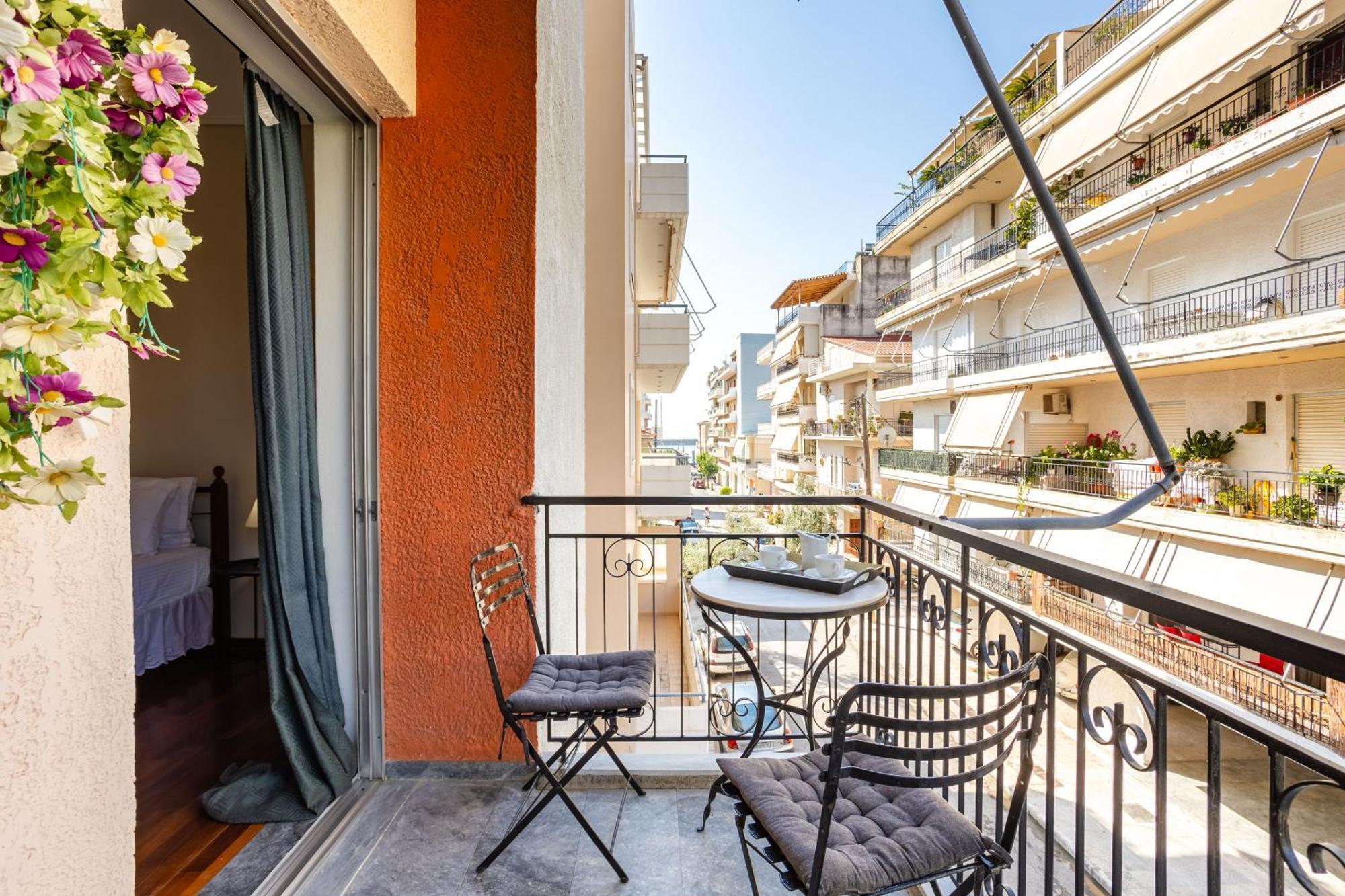 Vicky'S Cozy Nest, Your Home By The Sea Kalamata Esterno foto