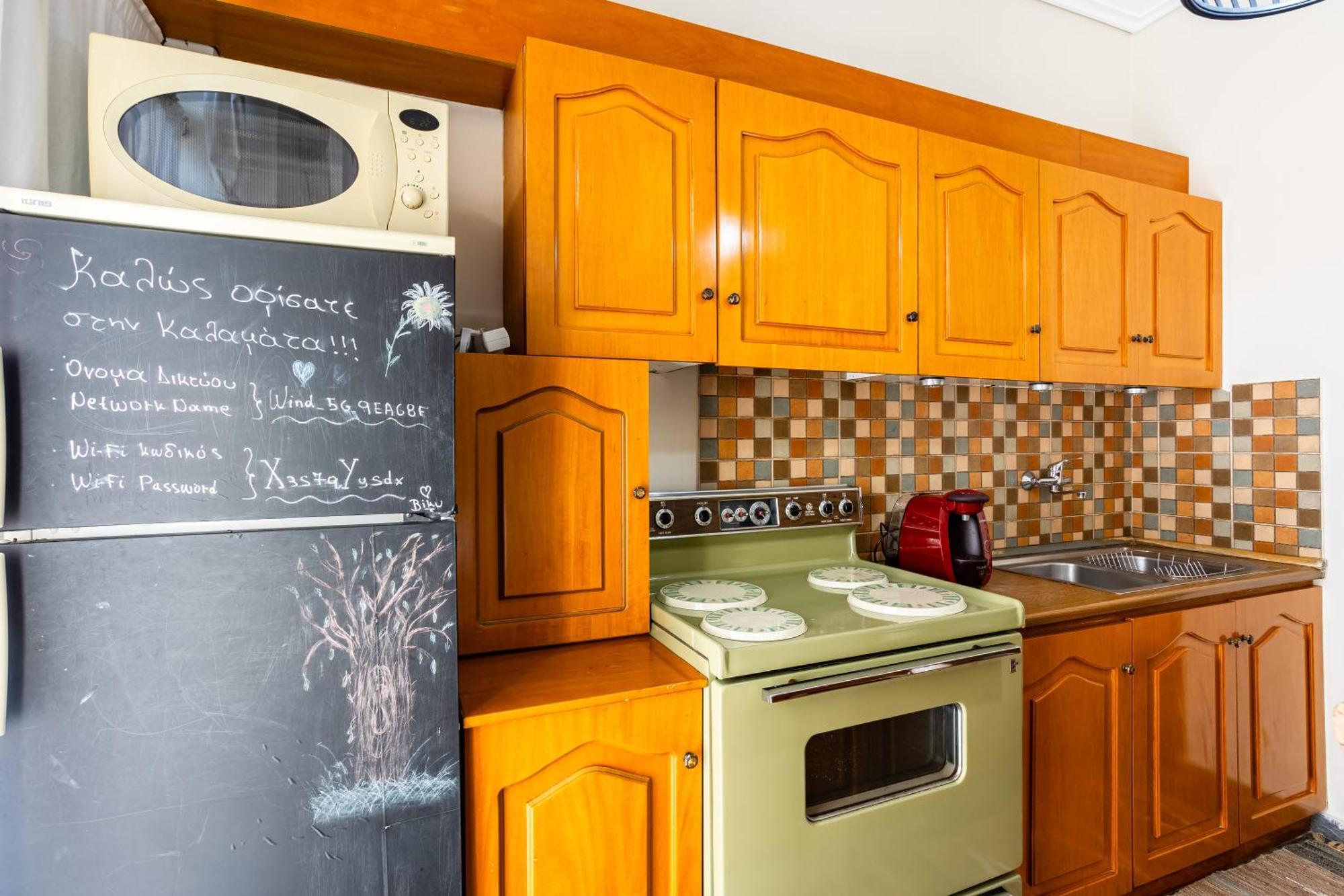 Vicky'S Cozy Nest, Your Home By The Sea Kalamata Esterno foto